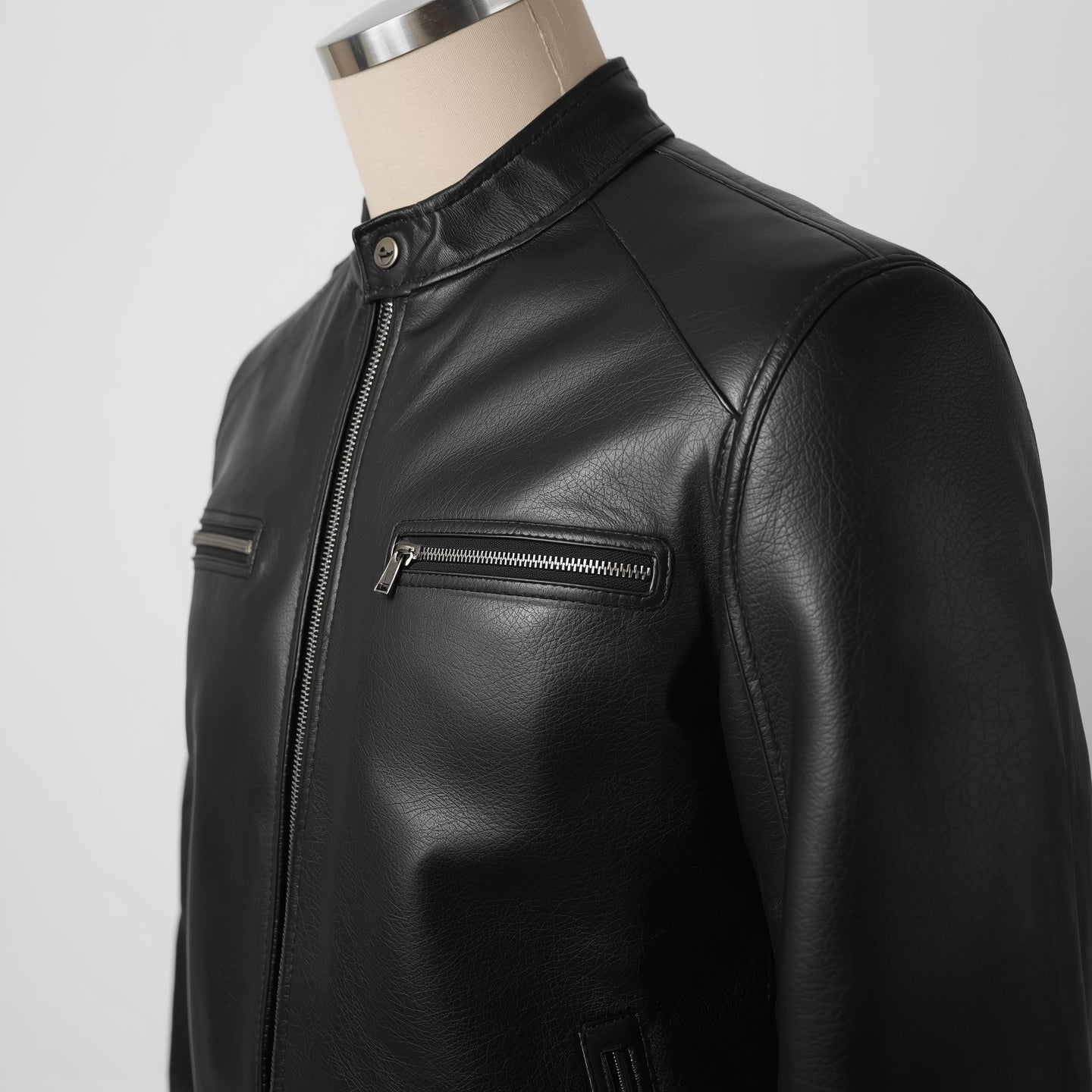 Ionix –  Black Iconic Leather Jacket